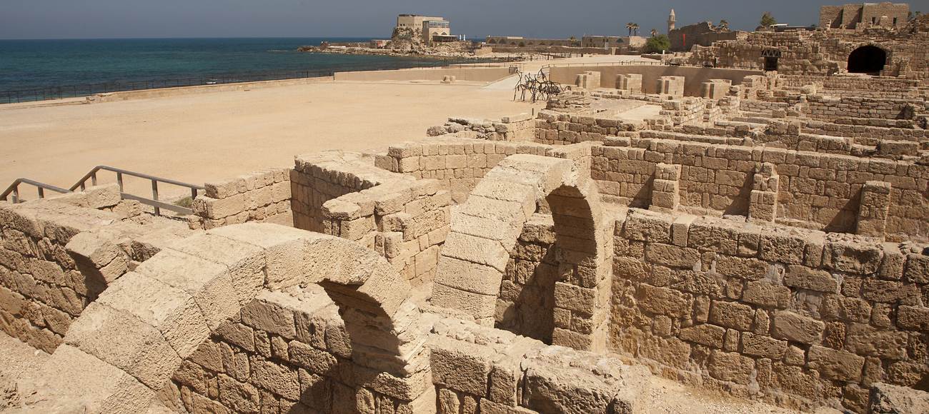 Tour de Cesarea, Acre y Rosh Hanikra
